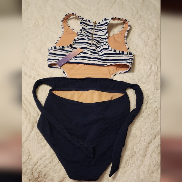 Molybell Modest Swimsuit for Women Athletic One Piece Bathing Suit with Zipper - Picture 5 of 9